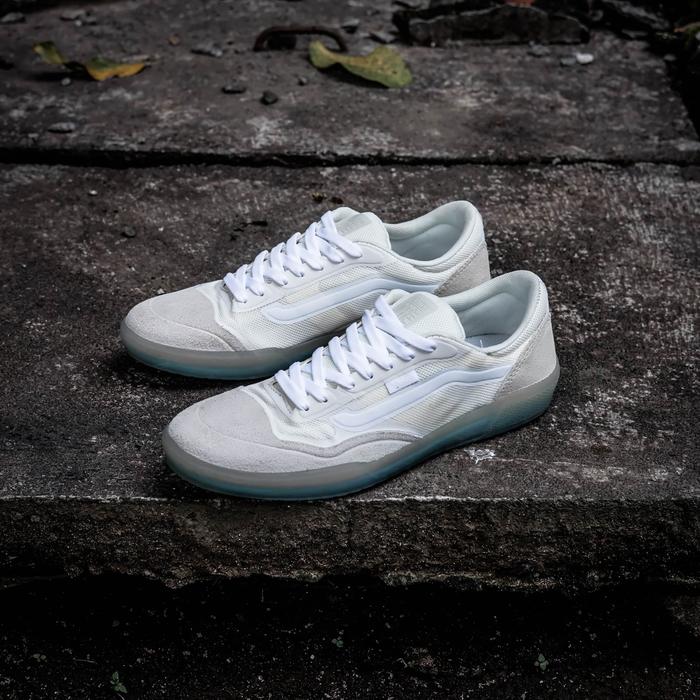 Vans AVE Pro Asphalt Blue