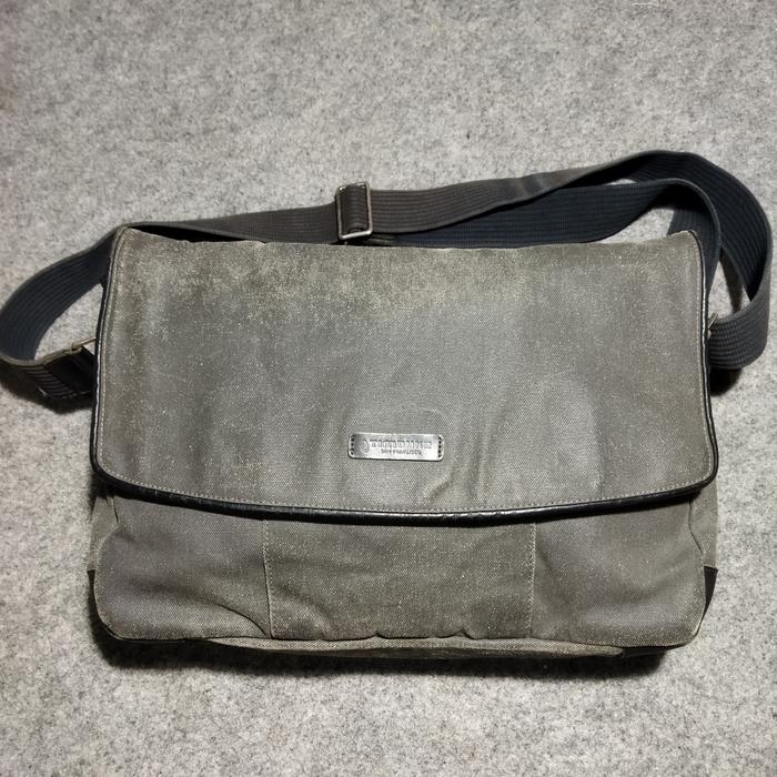 Tas Sling bag Timbuk2 Orii bahan kanvas tebal