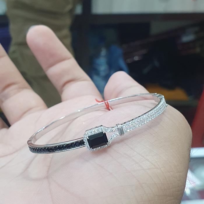 gelang bangle mata hitam emas 750
