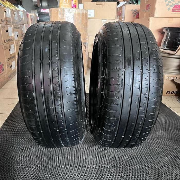 ACCELERA 215/45 R17
