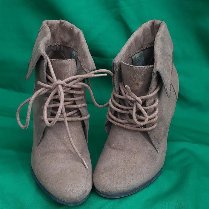 sepatu boots wanita branded fioni