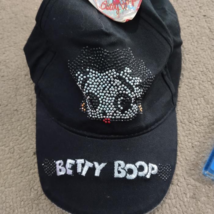 Topi anak Betty boop