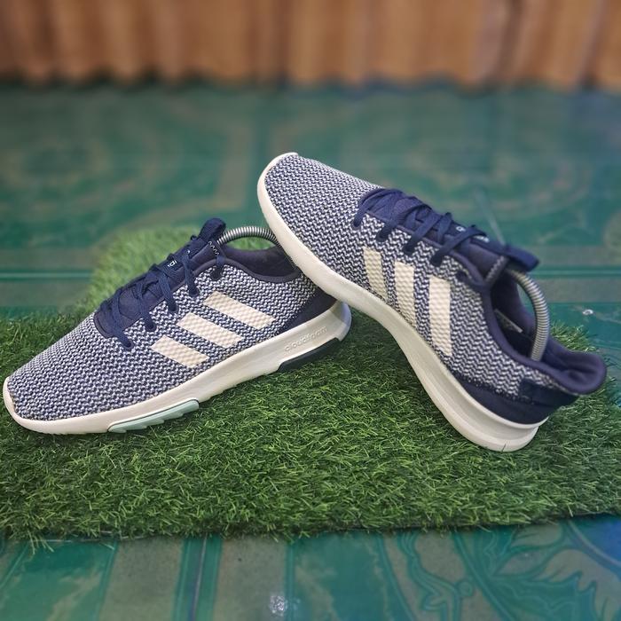 sepatu bekas adidas