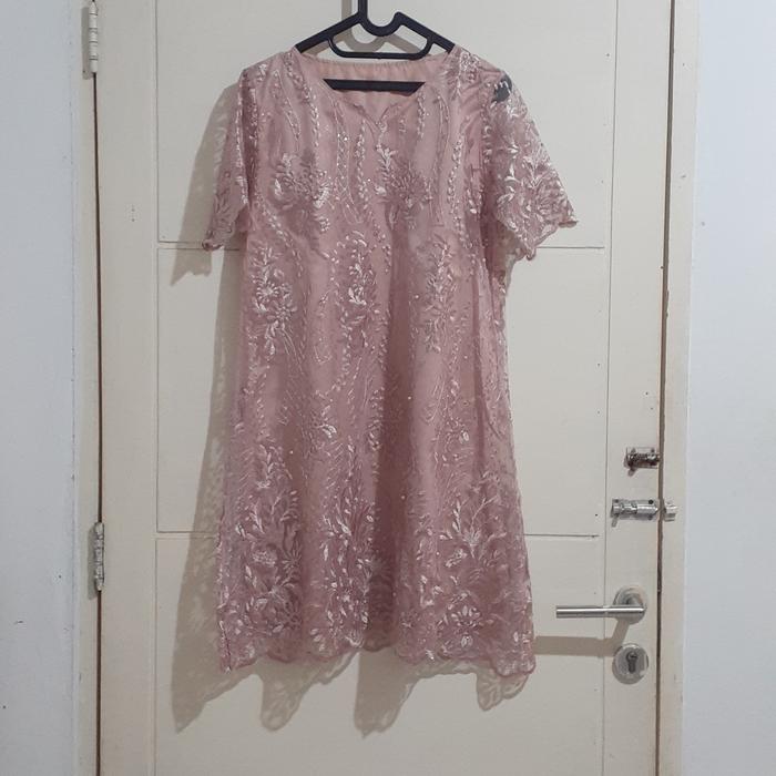 Gaun Pesta Missnomi warna Pink allsize (Preloved)