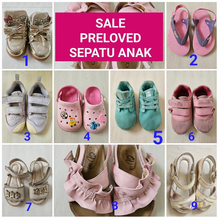 PRELOVED SALE SEPATU BRANDED ANAK NIKE NB WAIKIKI. SANDAL SECOND BEKAS