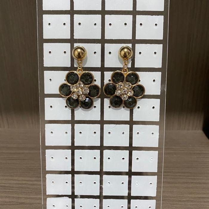 Anting Korea/Anting hitam/Anting bunga/Anting handmade