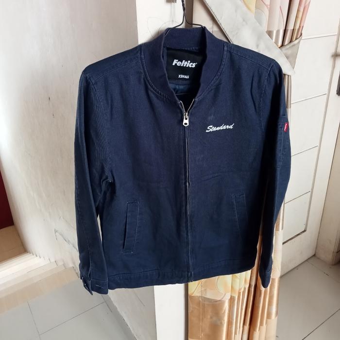 jaket feltics standard size XS original cowok cewek