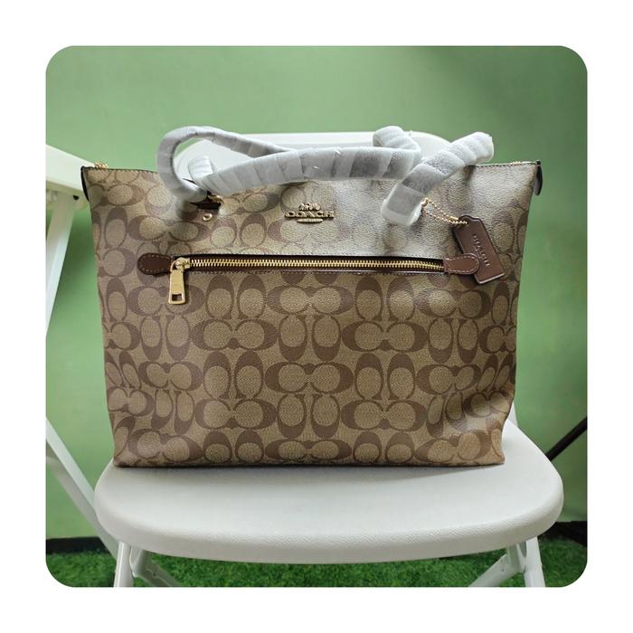 Tas Wanita Branded  F79609 GALLERY TOTE SIGNATURE KHAKI SADDLE