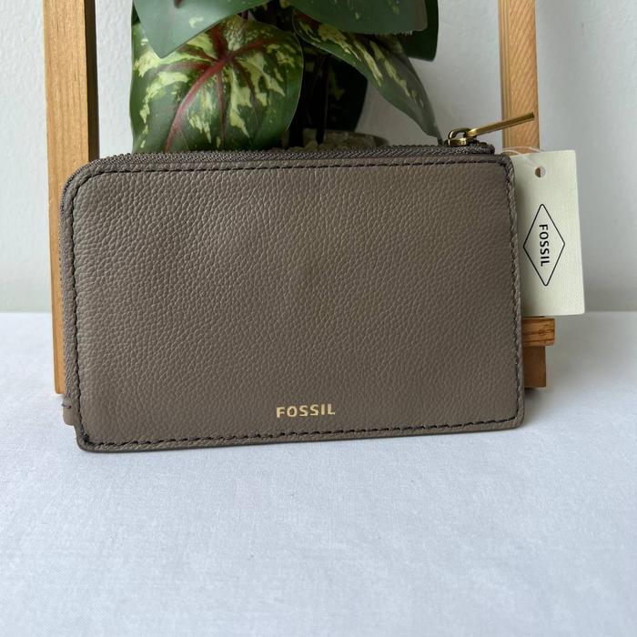 dompet kartu fossil jori zip card case vintage khaki mm