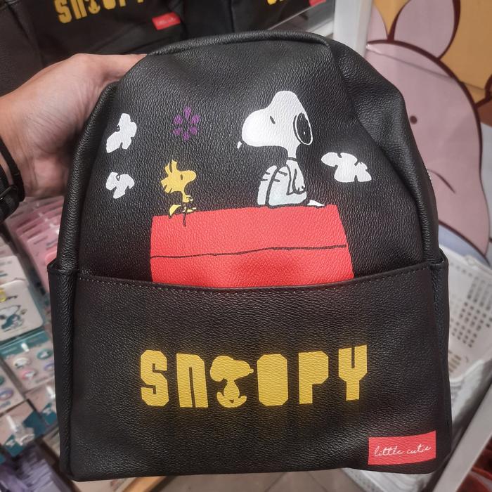 miniso  x snoopy tas ransel backpack hitam