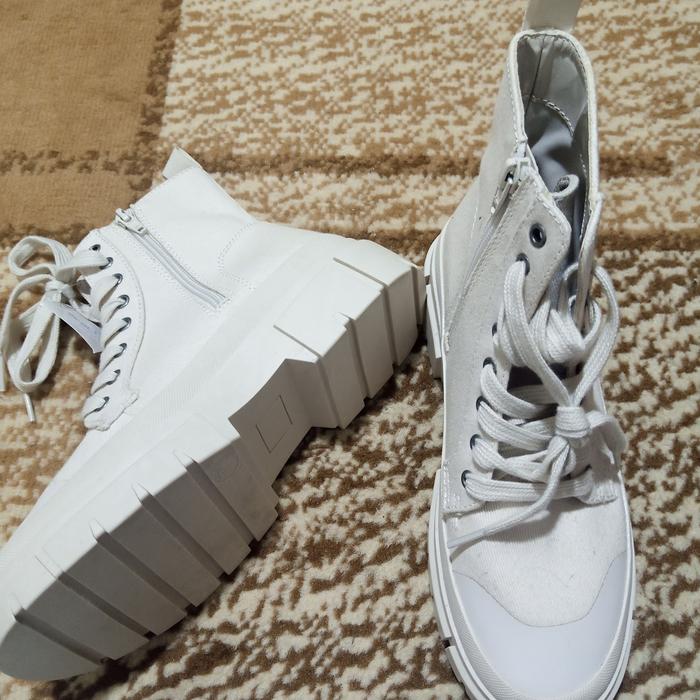 Sepatu Payless Boots - Club Culture