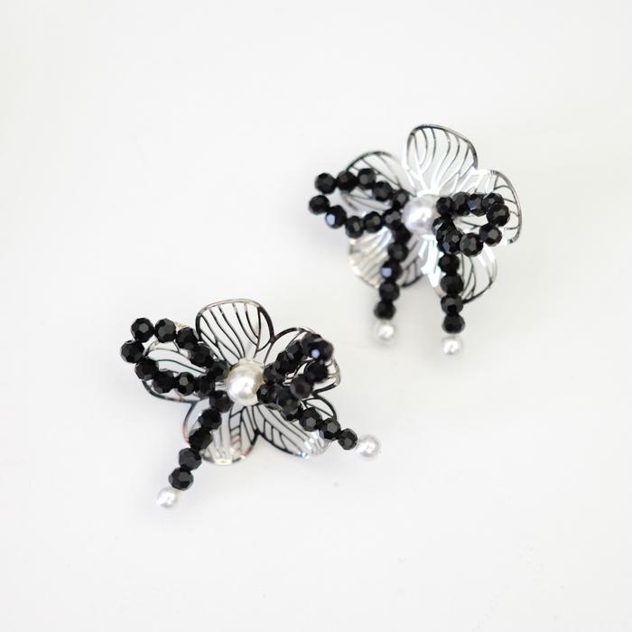 PARKER - Elgra Silver Pearl Modern Bow Beads Flower Earrings