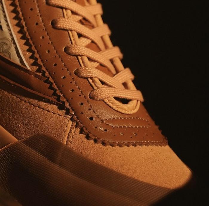 Sepatu Patrobas El Clasico V2