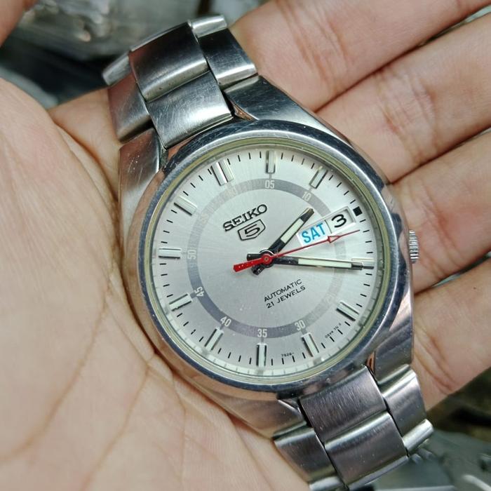 SEIKO 5 automatic/seiko 7S26-02F0 original bekas.