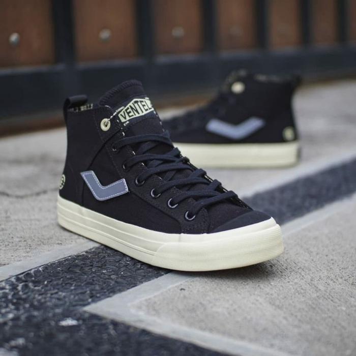 Vantela Evil X Papa Gading Sepatu Ventela tinggi