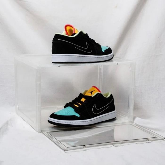 Jordan 1 Low Black Aurora Green