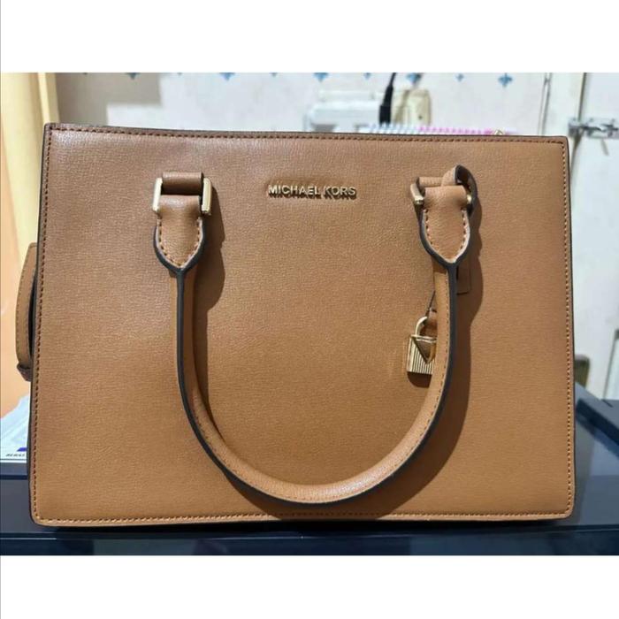 Shoulder & Handbag Michael Kors original full dust bag & box Like New