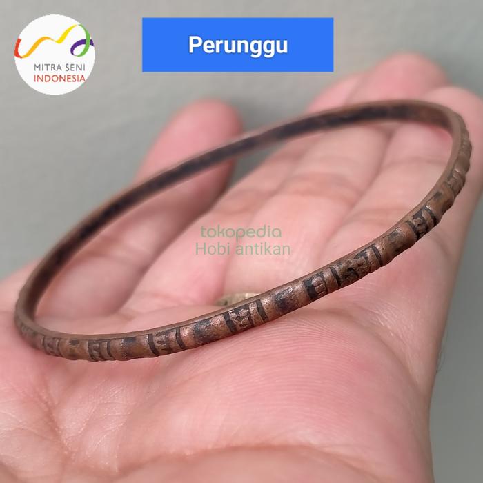 Gelang kuno antik temuan sungai