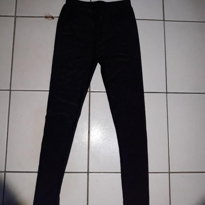 Legging Lycra Mengkilap Hitam