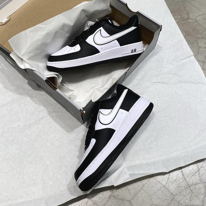 NIKE AIR FORCE 1 '07 LOW PANDA ORIGINAL
