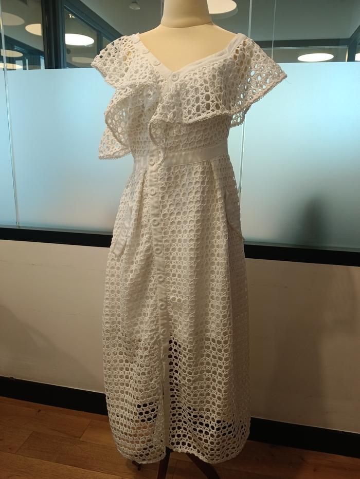 Long Dress Savika Putih