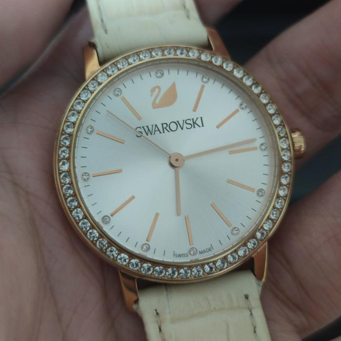 Jam tangan Swarovski, Jam tangan perempuan kuno