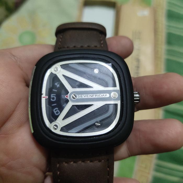 Jam Tangan Pria Seven Friday Tali Kulit lengkap box Second Hand