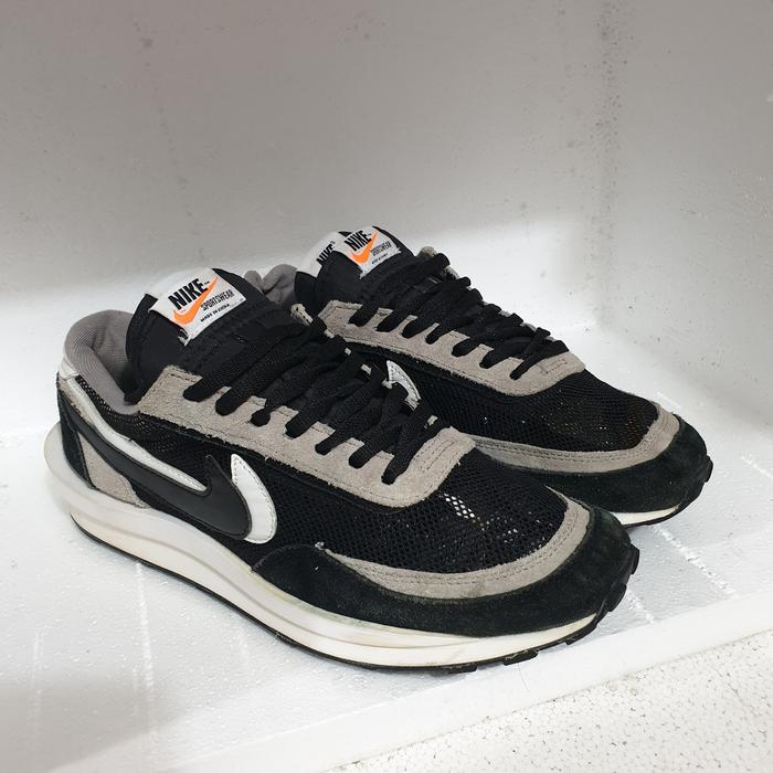 sepatu nike sacai sportswear second
