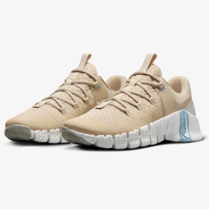 NIKE FREE METCON 5 WMNS SANDDRIFT DV3950-105