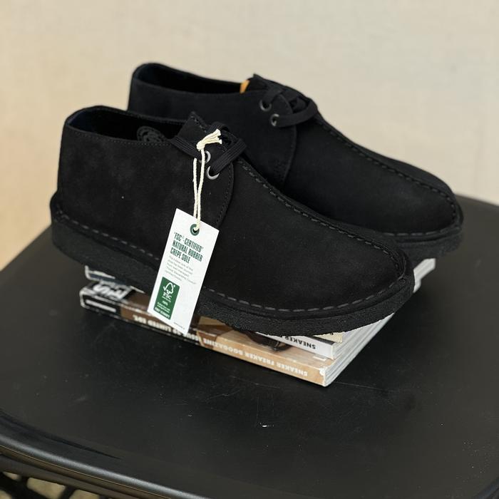 CLARKS DESERT TREK BLACK SUEDE