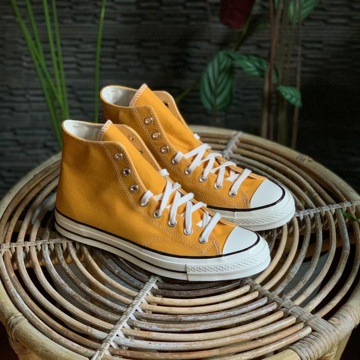 Sepatu Sneakers Converse CT 70'S Sunflower Hi Original Resmi PT MAP