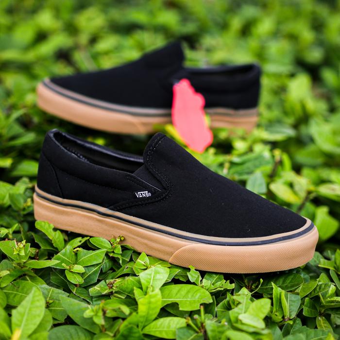 Vans Slip On Classic Black Gum Original