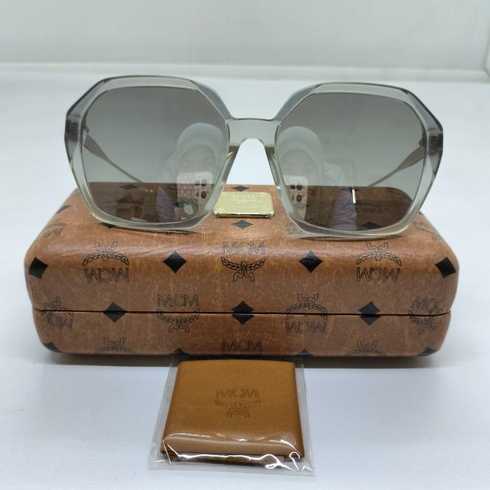 Kacamata wanita MCM700SA050 MONOGRAM BLACK SUNGLASSES