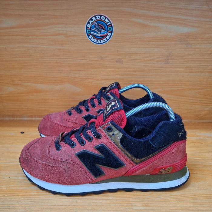 Sepatu second ORI New balance 574 size 40,5
