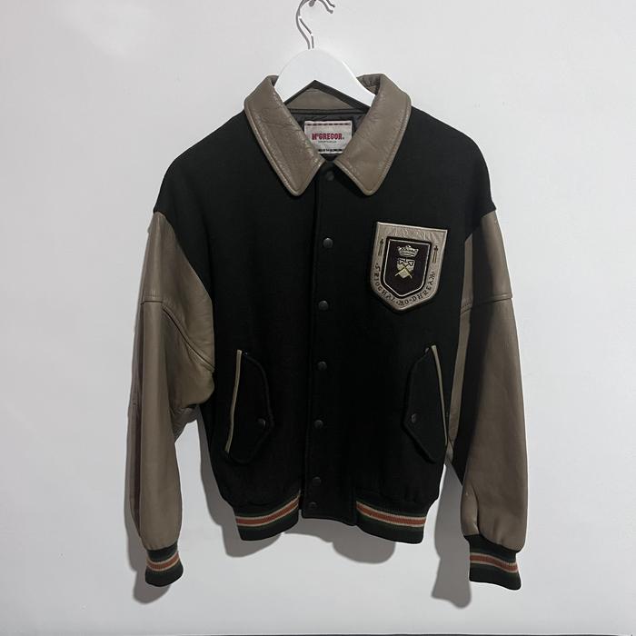 Vintage Varsity McGregor Size M Boxy Fit Oversize Cutting not Carhartt