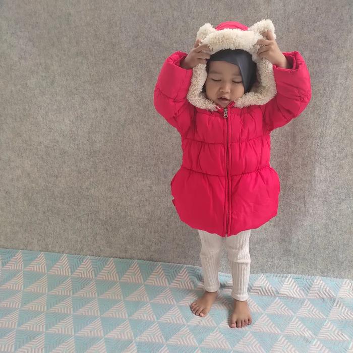 jacket anak perempuan merah kucing lucu dan gembul