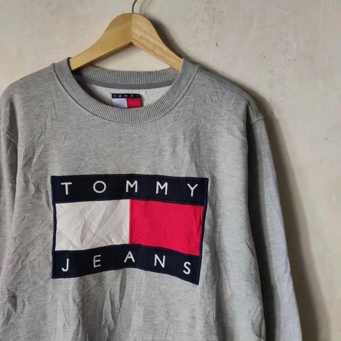 Crewneck TOMMY HILFIGER Size M Original Second