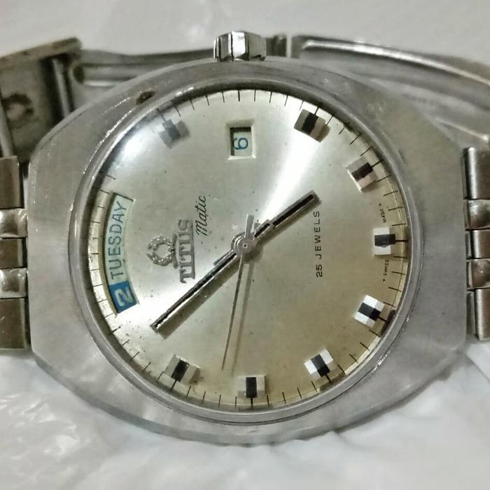 TITUS Automatic Watch yang elegan
