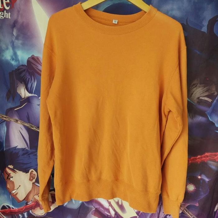 UNIQLO Basic Crewneck CN Sweater Orange Original Second Vintage Brand