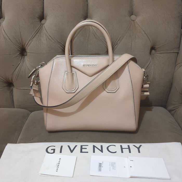 1.mulus .authentic tas wanita .tote bag givenchy