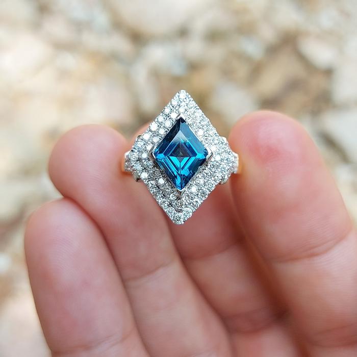 natural blue topaz london mix berlian eropa ring emas kuning