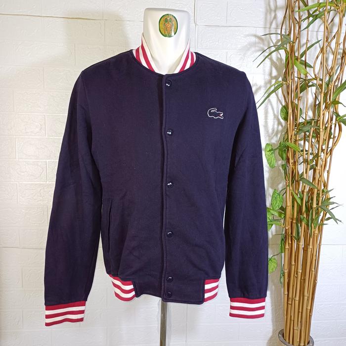 JAKET VARSITY LAC 0STE ORIGINAL, SIZE M (SECOND BRANDED) PEKAT, JK0032
