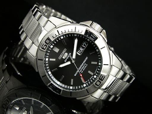 Seiko SNZE09#SNZE09#SNZE09K1#Jam tangan pria Seiko5 Sport SNZE09K1
