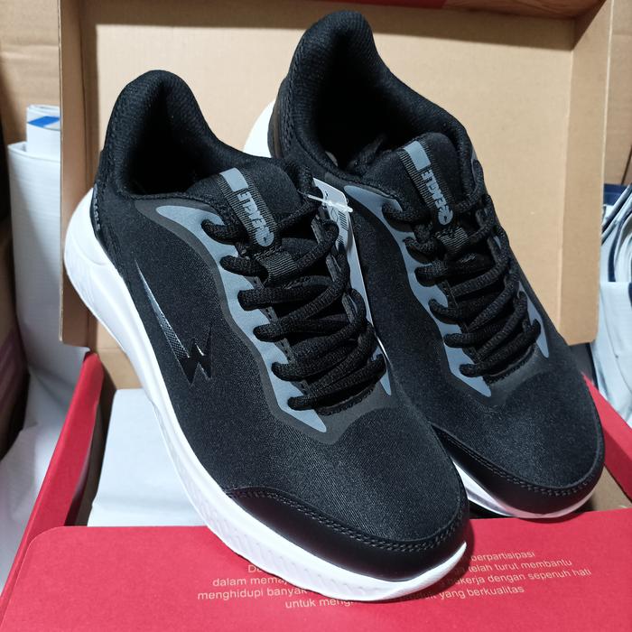 sepatu sekolah hitam polos Eagle freeze original sepatu sneakers
