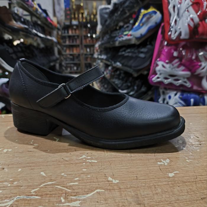 sepatu paskibra wanita Titanic