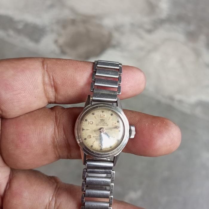 Fortis. Military watch. Manual Wind. Swiss