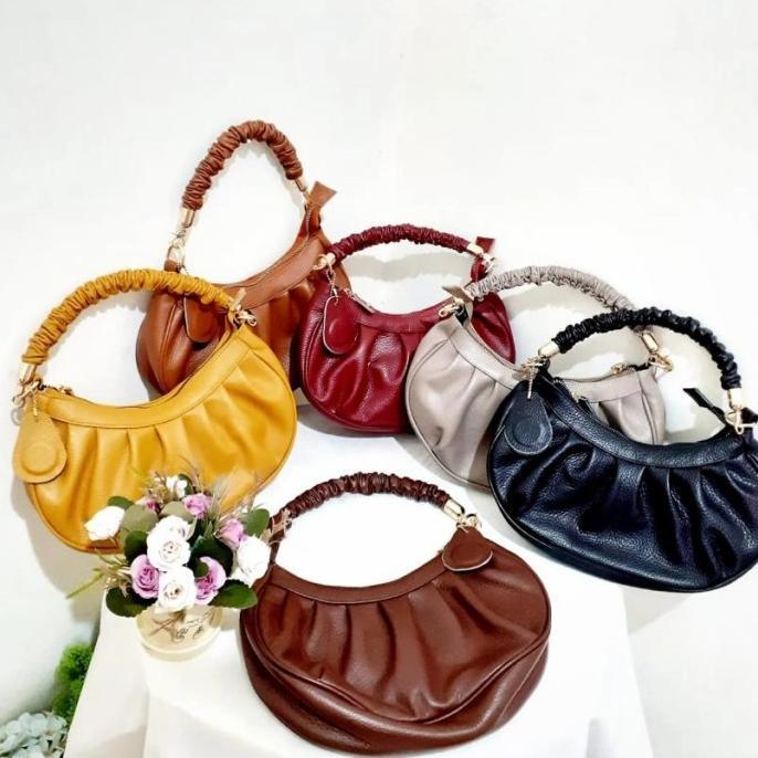 # Tas Pesta Wanita Kulit Asli Warna Merah Ati