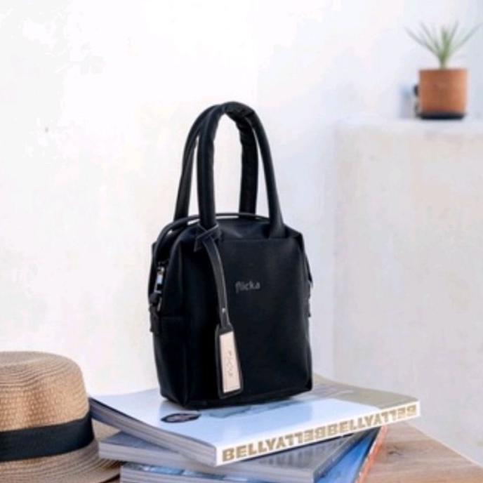 # Flicka Tf 25 Tas Slempang Mini Wanita Casual Sling Bag Original