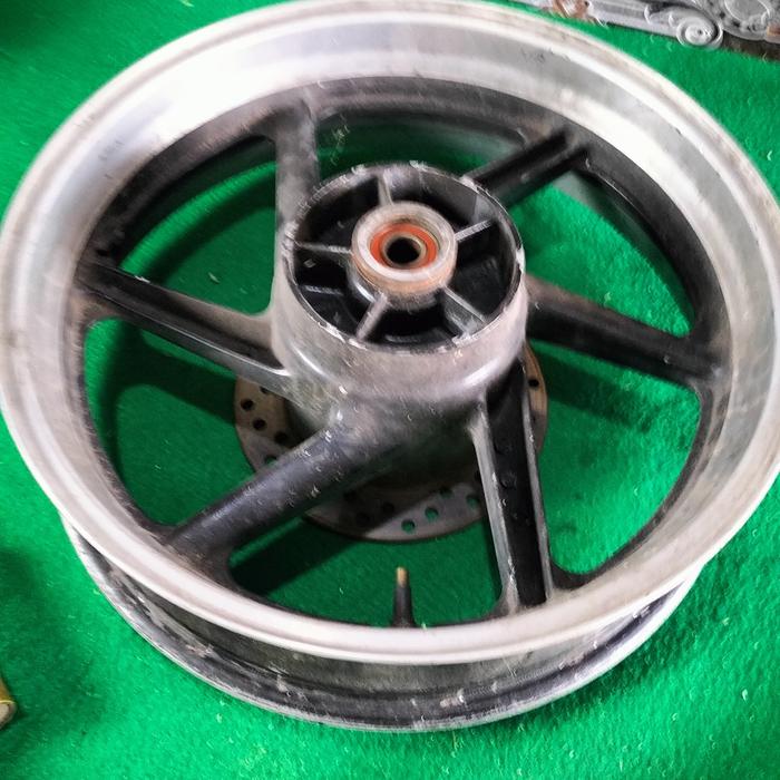 velg limbah moge cbr400 kondisi sesuai fotot