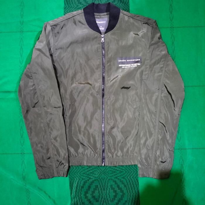Jaket Bomber Hangten